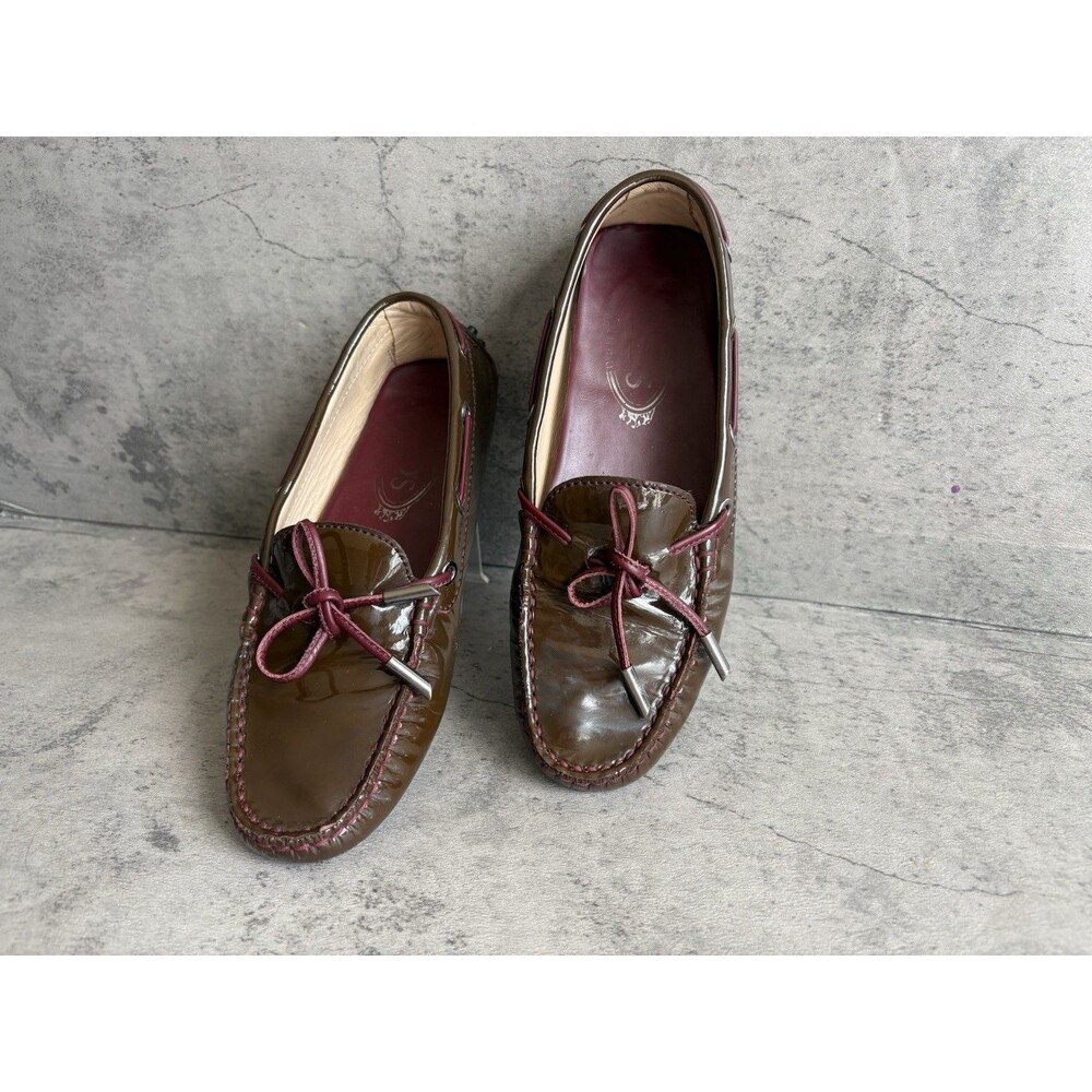 Tod's Gommino Loafers Women’s 35.5 Brown Patent Leather Driving Shoes *damage